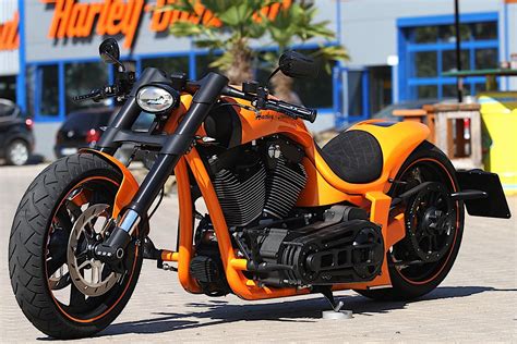 When i finally got my dream bike i was so happy. Harley-Davidson RS Lambo Is How a Supercar Looks Like on ...