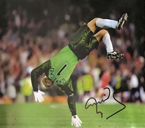 Here is an iconic photo showing schmeichel celebrating at the end of the 1999 champions league final. Peter Schmeichel Signed 1999 Photo