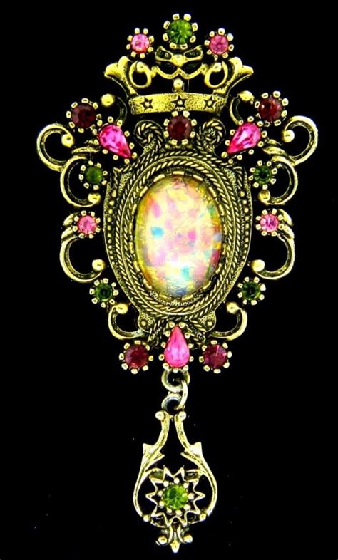 Sarah Coventry Pink Foiled Opal Glass Rhinestone Heraldic Crown Brooch