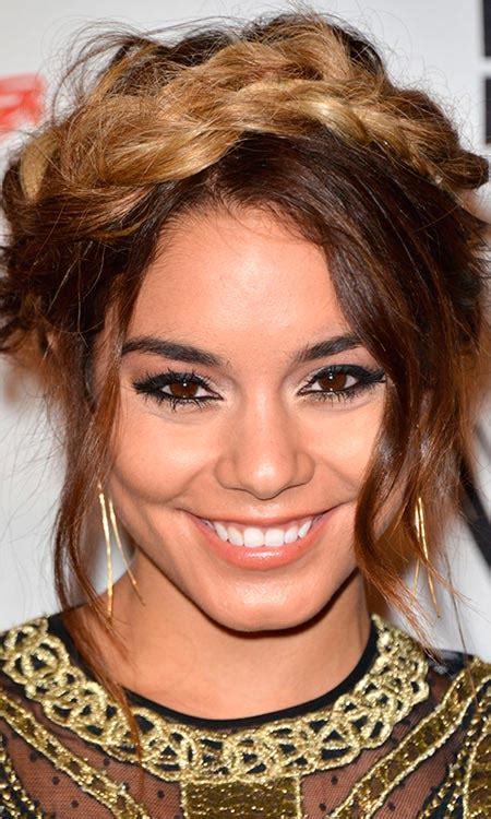 Short hairstyles as wedding guest. 15 Mesmeric Wedding Guest Hairstyles for Women