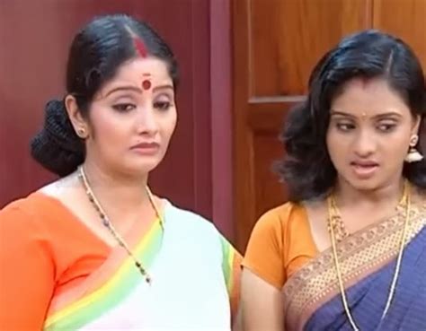 Parasparam Serial Actress Images In Saree Cinehub