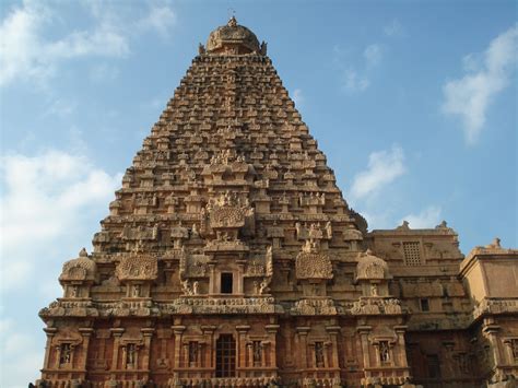 Travelogue: Tanjore - Brihadeshwara Temple
