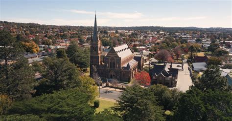 Armidale Accommodation Cool Climate Wines And National Parks Visit Nsw