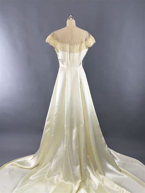 Vintage 1940s Wedding Dress 40s Bridal Gown Ivory Liquid Satin