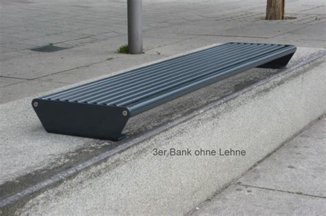 Er ist mit kleinen kristallen bestückt, die die münze zum funkeln bringen. Weiße Bank. Metall Ohne.lehnen : Gartenbank Ohne Lehne Ikea Provera / Bank tischgruppe in akazie ...