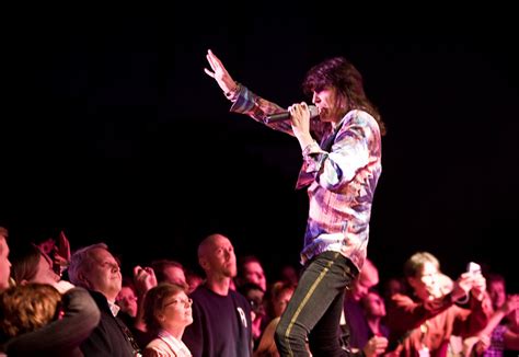 This is how we hide amongst you. Foreigner live - (2007 RockUnited)
