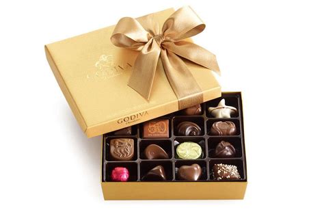 The 11 Best Assorted Boxes Of Chocolates To Give As Ts