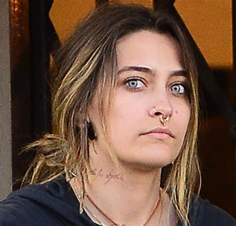 Michael Jacksons Wild Daughter Paris 22 Shows Off New Neck Tattoo As