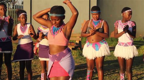 traditional zulu dance 💃💃 youtube