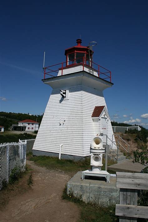 Atlantic Coast Of Canada New Brunswick Cape Enrage Lighthouse
