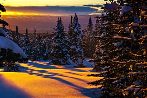 Beautiful Mountain Sunset Stock Photo Download Image Now Istock