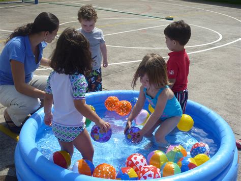 Treeehouse Montessori Daycare Campamento De Verano Día 2 Jugando Con