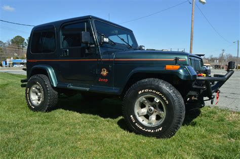 Restored 1994 Jeep Wrangler Sahara Look Very Nice All New Winch Bumpers