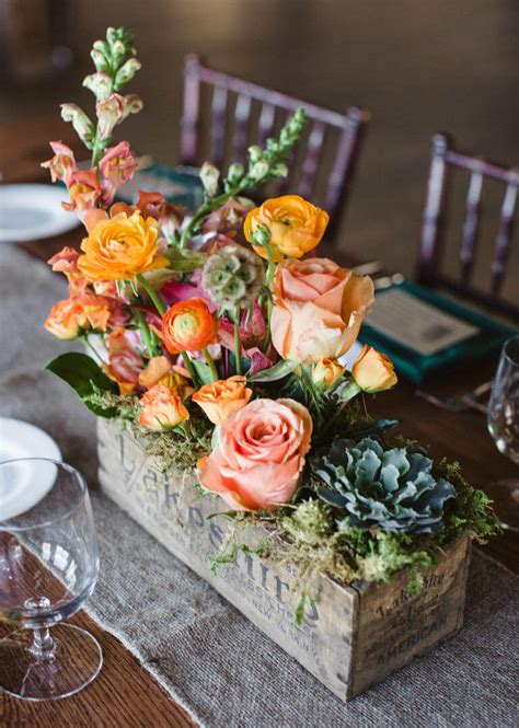 It will greatly accessorize any end table. 36 Best Flower Arrangement Ideas and Designs for 2017