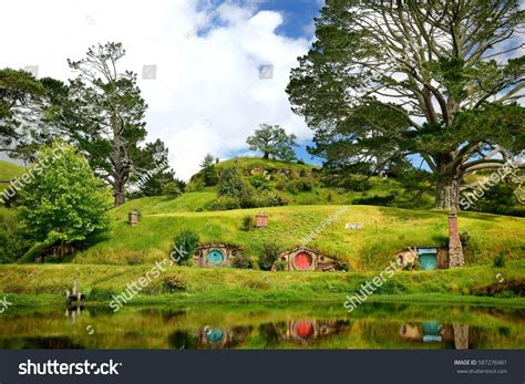 Hobbiton Landscape New Zealand Stock Photo 587276981