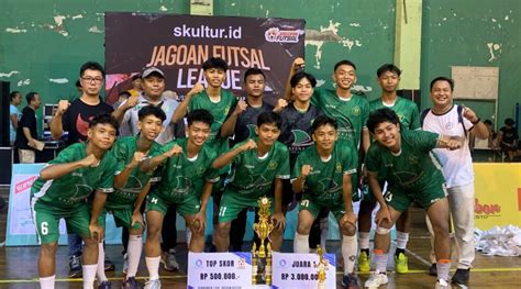 SMA NU Al Maruf Kudus Raih Juara I Di Liga Jagoan Futsal 2024 Dengan