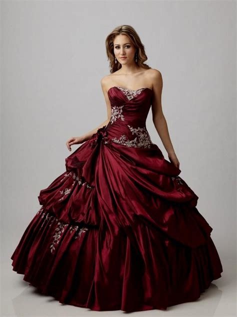 17 Best Images About Masquerade Ball Gowns And Masks On Pinterest