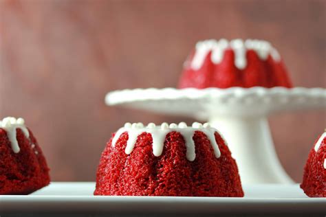 By lauren allen on june 26, 2020. Mini Red Velvet Bundt Cakes with Cream Cheese Glaze ...