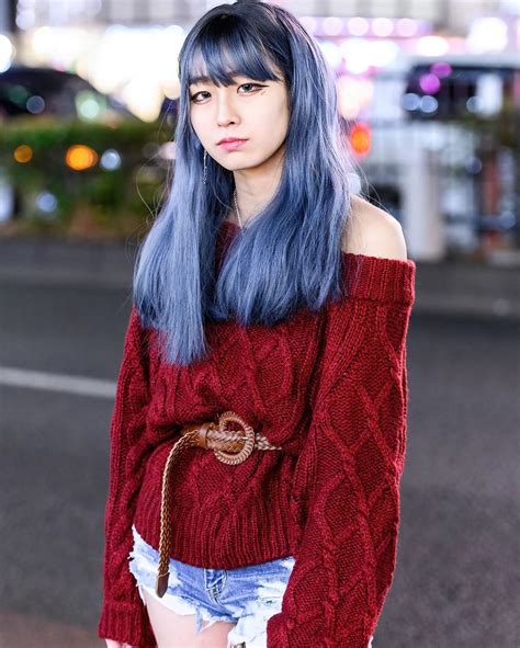 tokyo-fashion-18-year-old-japanese-singer-and-shop-staff-chibisuke