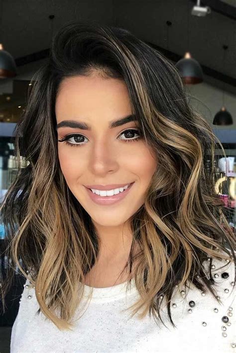 Stunning Medium Length Hairstyles To Try Now