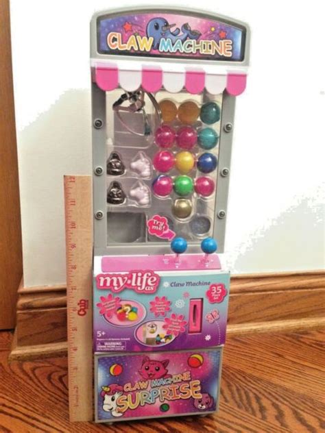 My Life As 35pc Claw Machine Arcade Game Play Set 18 Dolls American