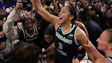 Candace Parker Celebrates Hometown Skys Wnba Championship With