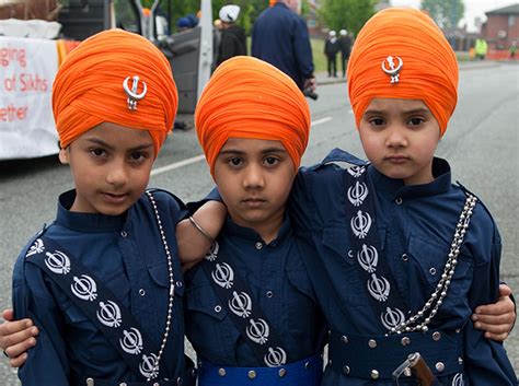 Papan Kekunci Ini Ana Yang Punya Adat Dan Budaya Masyarakat Sikh
