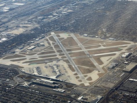 Who works in it, what are the positions and what do they do ? Chicago's Midway Airport closed its control tower after 3 ...