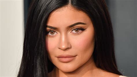 Kylie Jenners Dramatic Transformation Is Turning Heads