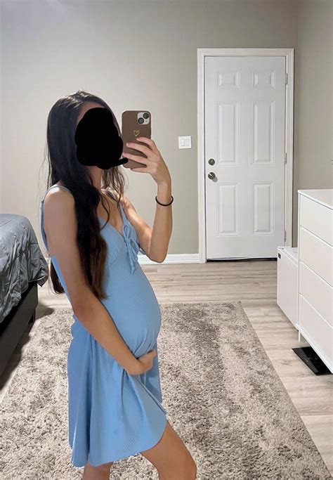 Dresses Are My Favorite When Im Pregnant Scrolller