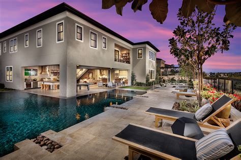 Get design inspiration and expert tips for your backyard entertaining and outdoor living spaces. Small Backyard Ideas & Landscaping Designs | Build Beautiful