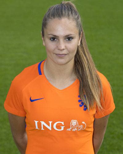 Is she married or dating a new boyfriend? Lieke Martens