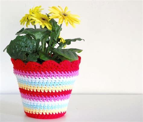 Hopscotch Lane Crochet Flower Pot