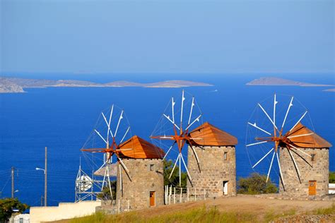 A Complete Guide To 20 Beautiful Greek Islands Skyscanners Travel Blog