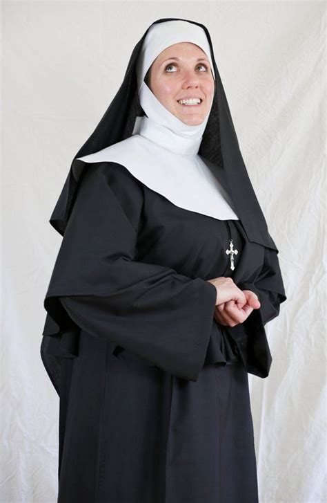Authentic Looking 7 Piece Nun Costume Habit In 2020 Nun Costume Nuns Habits Costumes