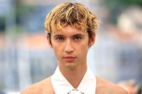 Troye Sivan Reveals He S Become More Kink Positive Since Realizing