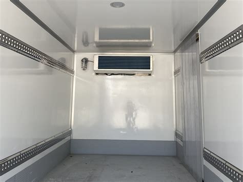 Small Refrigerated Trailer 16