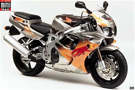 Full of information and illustrations, great manual to have when owning a honda. Honda 900 CBR RR