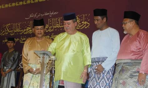 Dymm sultan johor yang prihatin terhadap kesejahteraan rakyat. Pusat tahfiz yang melanggar syarat hendaklah ditutup ...