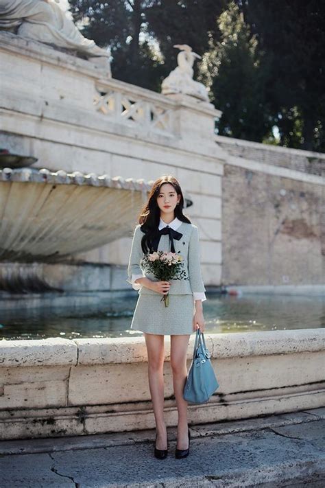 Maybe you would like to learn more about one of these? 10 Ide OOTD Kondangan ala Korea, Gaya Anggun yang Effortless