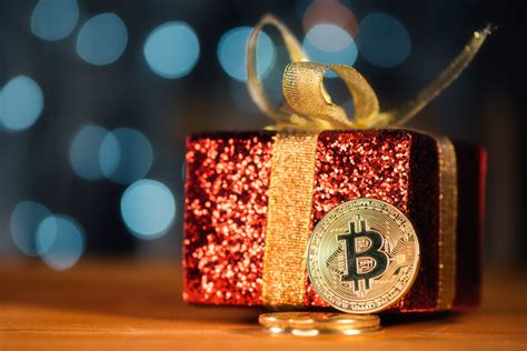 While bitcoin made news in january by cresting. 6 Gifts You Can Buy With Bitcoin This Holiday - Coinmama
