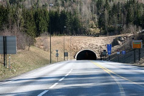 Nyheter om oslofjordtunnelen fra den norske pressen. Oslofjordtunnelen jordskjelvutsatt - Geo365