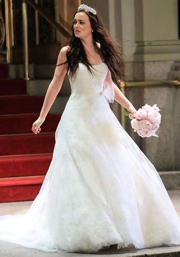blair waldorf s wedding dress designer is vera wang