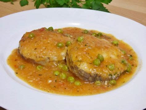 Que no lleve a engaño la sencillez de su elaboración ni los pocos y básicos ingredientes que requiere, pues cuando se utiliza materia prima de calidad se convierte en un plato de lujo cuyo resultado es espectacular. Merluza en salsa, receta fácil | Recetas para cocinar ...