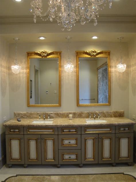 Bathroom Vanity Mirrors For Aesthetics And Functions
