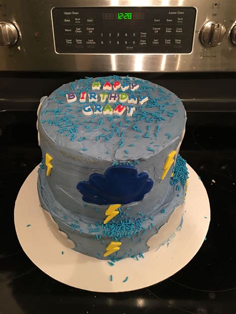 Thunder And Lightening Piñata Birthday Cake Cake Thunder Cake Birthday Cake