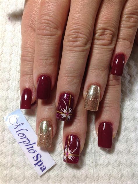 75 disenos de unas decoracion de unas decoradas con flores. Rojo dorado | Manicura de uñas, Uñas manos y pies, Uñas ...