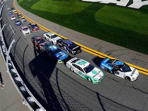 Here are four track groupings and there are now four road courses on the nascar circuit. NASCAR Busch Clash to Daytona road course in 2021 ...