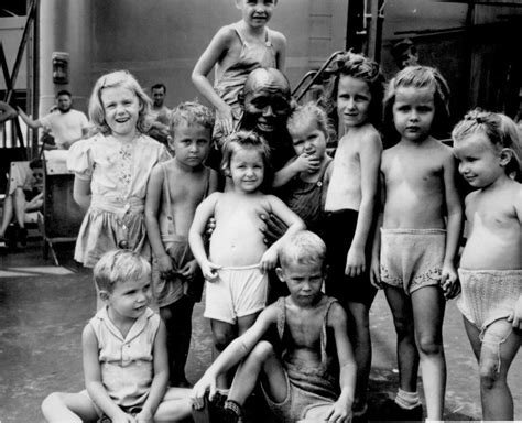 차 세계대전 당시의 어린이들 Children of World War