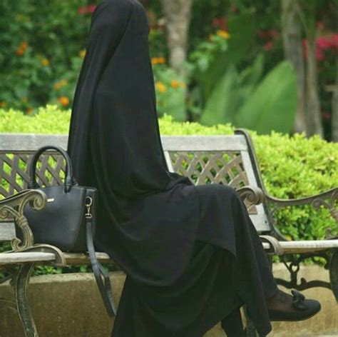 Pin By زينب علي On العبائة الزينبية Beautiful Muslim Women Islamic